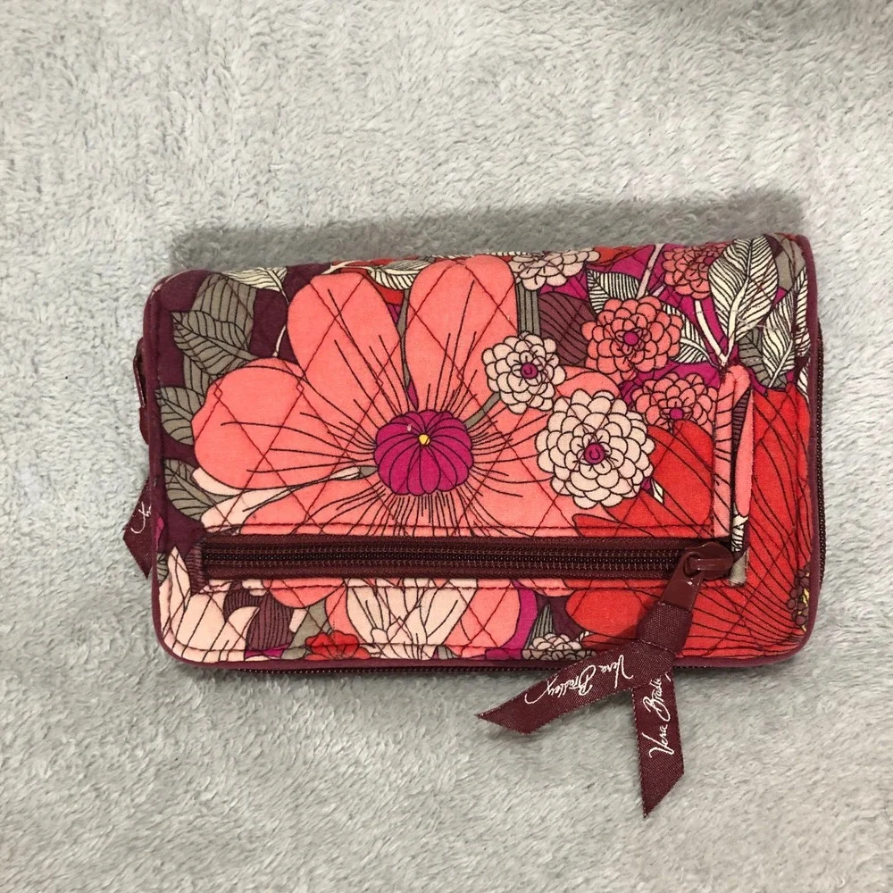 Vera Bradley Floral Wallet RFID Turn Lock Zip‎ Around Clutch - Picture 2 of 4
